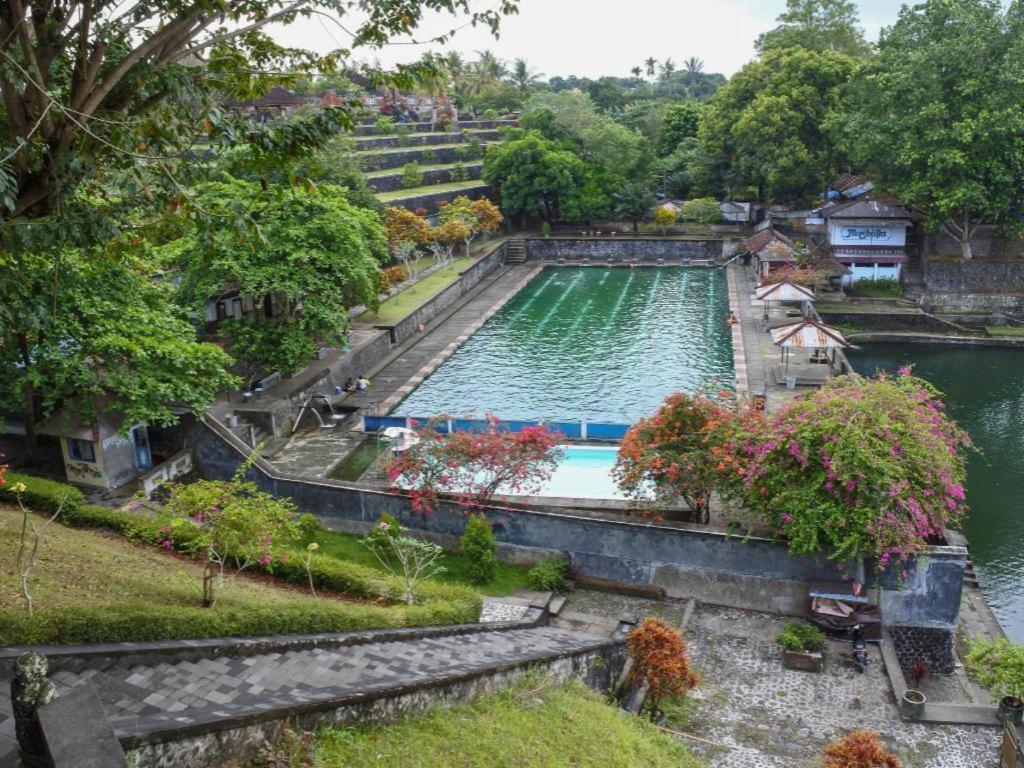 Maktal Hotel Mataram Buitenkant foto