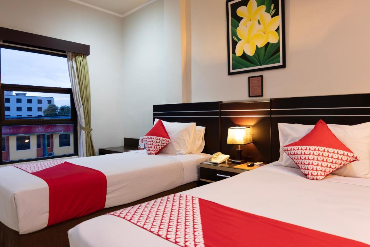 Maktal Hotel Mataram Buitenkant foto