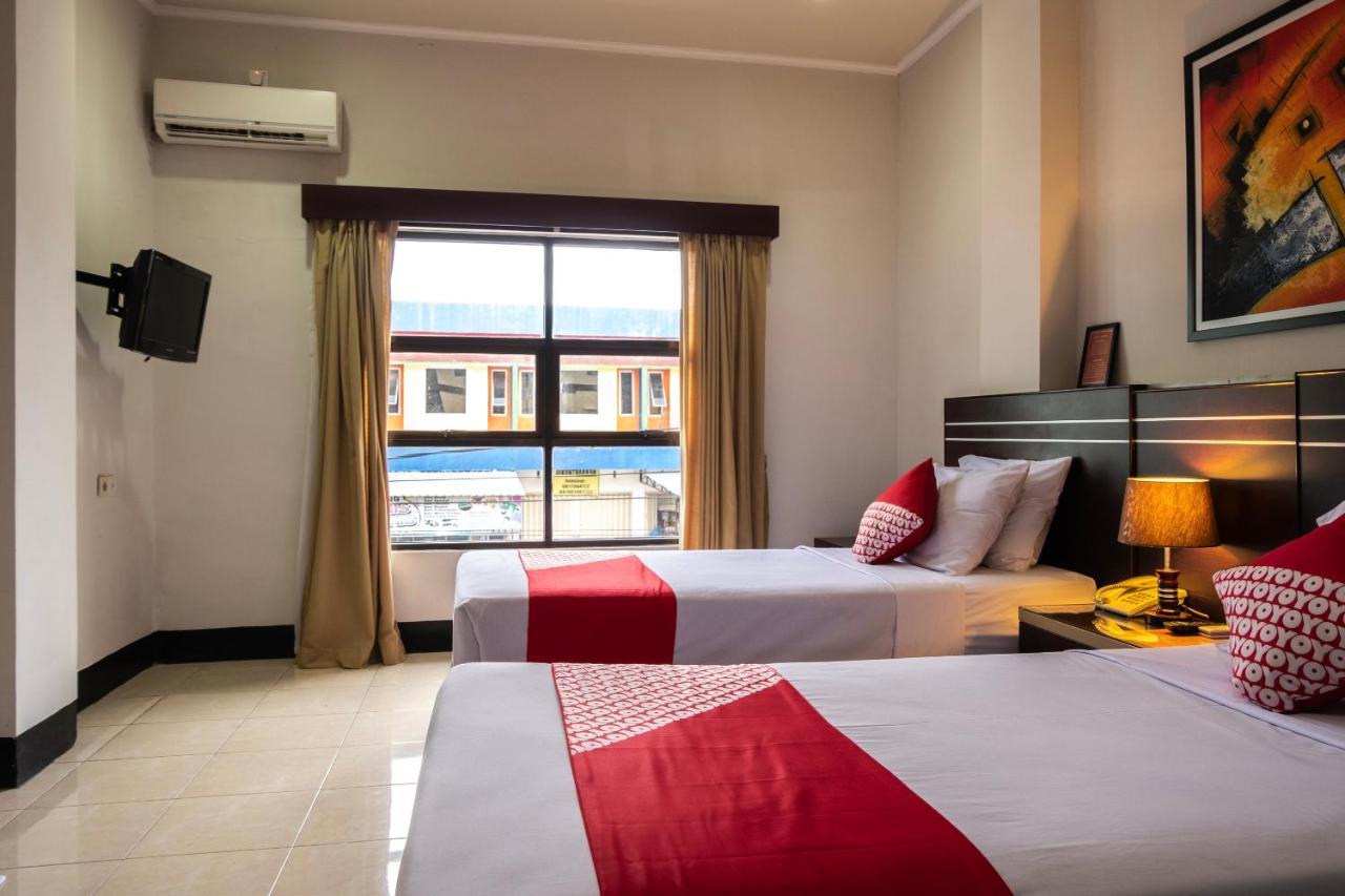 Maktal Hotel Mataram Buitenkant foto