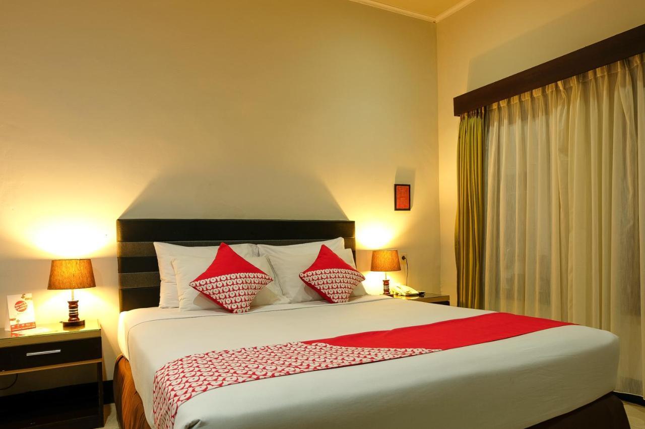 Maktal Hotel Mataram Buitenkant foto